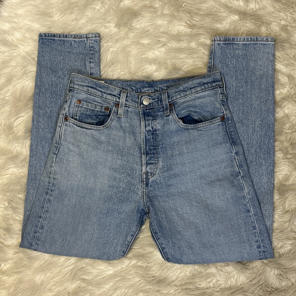Levi's Premium 501s Skinny Straight Light Wash Button Fly Jeans 28x28 Y2K‎
